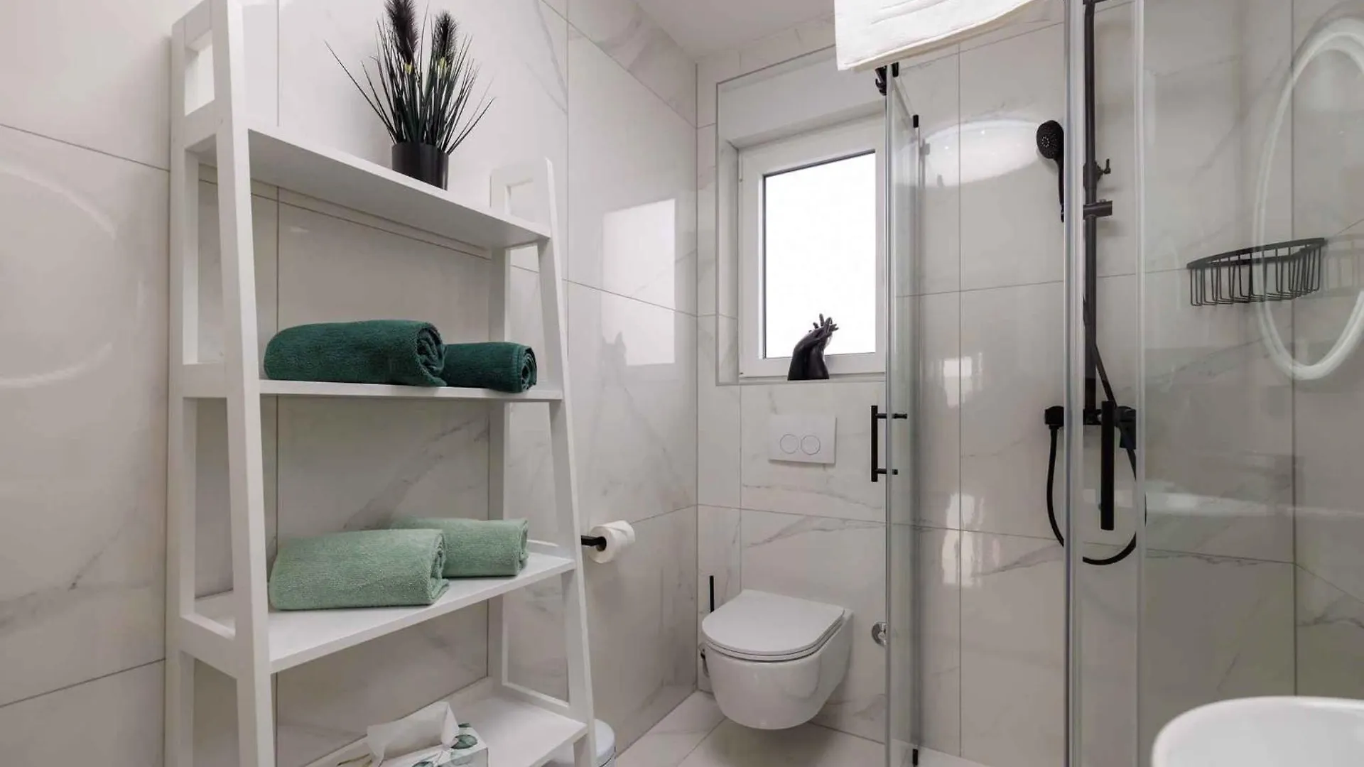 Apartment In Njivice - Insel Krk 50516